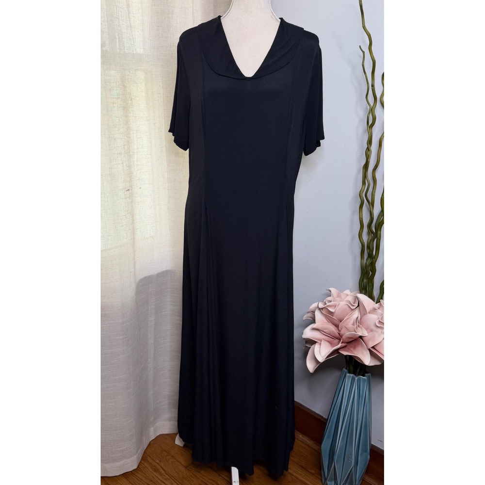Vintage FLAX Jeanne Engelhart Peter Pan Collar Rayon Maxi Dress Black Small
